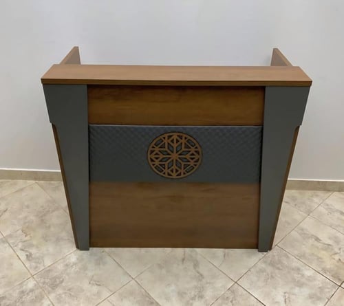 طاوله مكتب استقبال عصري وحديث بلون بني