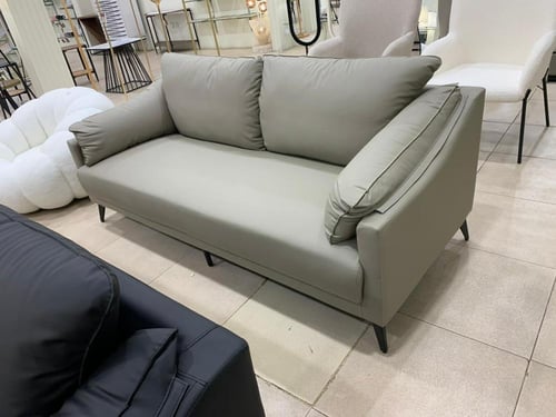 كنبة استقبال مكتبية أنيقة وعصرية