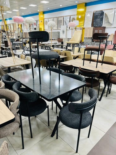 طاولة طعام خشبية مستطيلة 6 أفراد بالوان مختلفه