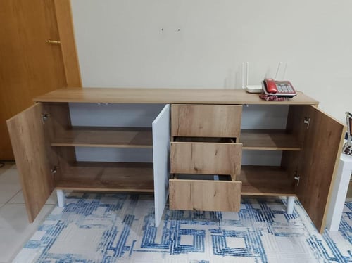 دولاب بوفيه بتصميم عصري مقاس 160 سم