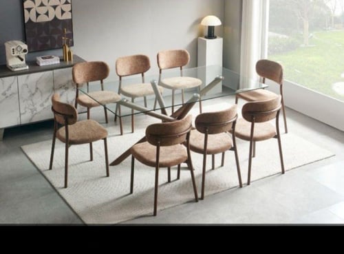 طاوله طعام زجاج مربعه تتميز بالرقي 4,6,8 كرسي