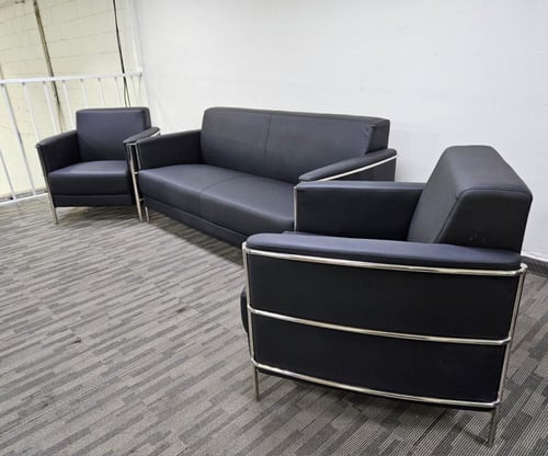 طقم كنب مكتبي أنيق وفاخر يتسع لخمسة أشخاص