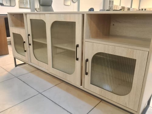 دولاب بوفيه بتصميم انيق بألوان مختلفه مقاس 180 سم