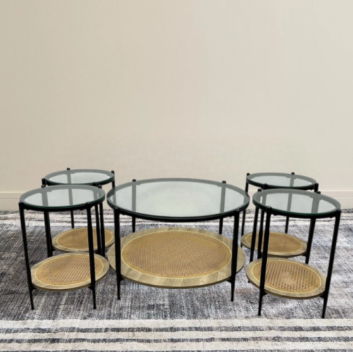 طقم طاولات قهوة بتصميم عصري وأنيق