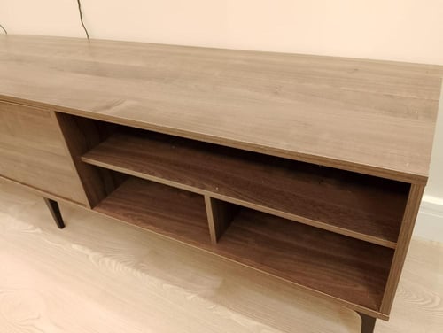 طاولة تلفاز خشبية 180 سم تصميم عصري فاخر