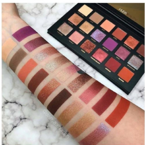 هدى بيوتي - مجموعة ظلال العيون ديزيرت داسك- HUDA B...