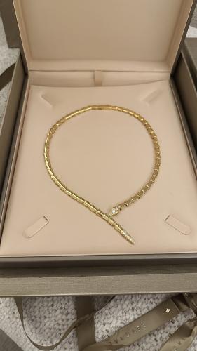 Bulgari necklace "best-selling"