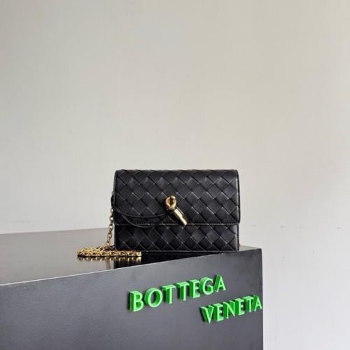Boutique - Andiamo gold chain - New season 2026