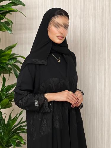 عبايه الدانتيل