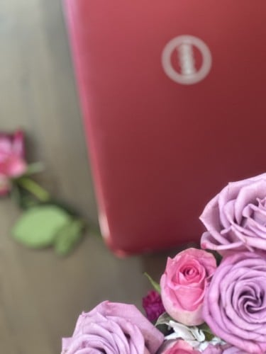 لابتوب DELL الأحمر بسعر اقتصادي