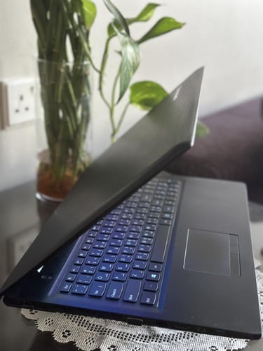 لابتوب لينوفو بمعالج i7 للألعاب والتصميم