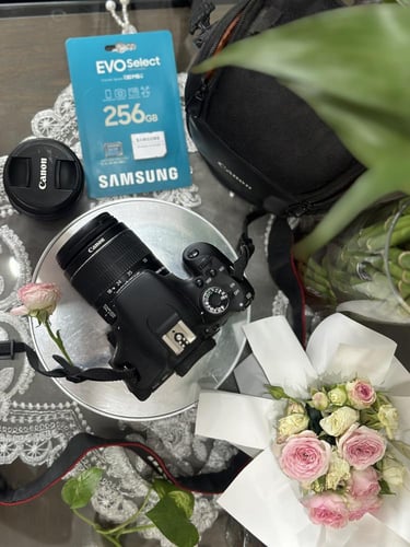 كاميرا كانون EOS 600D