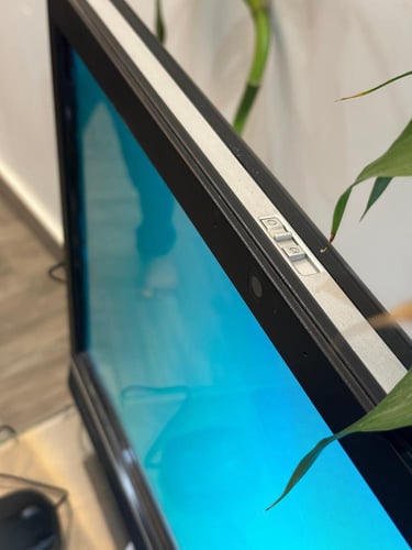 كمبيوتر مكتبي لمس All in one بمعالج i5