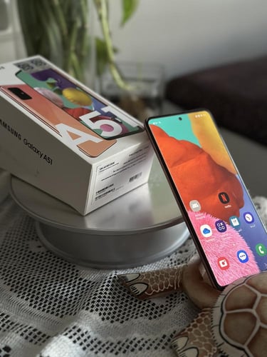 جوال سامسونج A51 بكرتونه