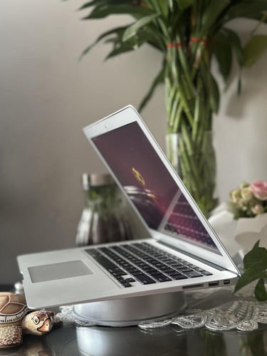 أبل ماك بوك إير 2015 فضي بمعالج i5