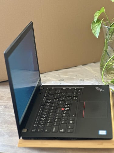 لابتوب لينوفو ThinkPad بمعالج i7