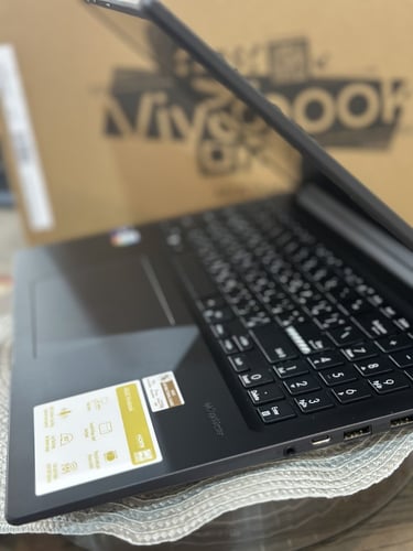 لابتوب ASUS بكرتونه معالج Core i9