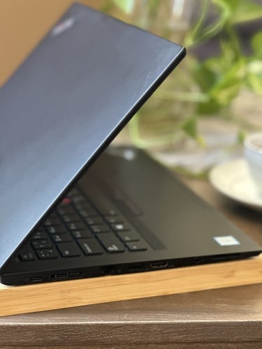 لابتوب لينوفو ThinkPad بمعالج i7