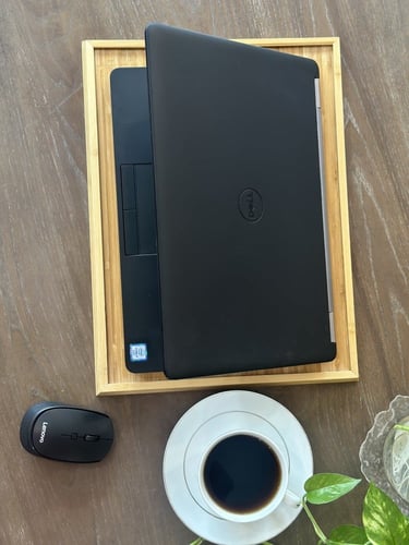 لابتوب بمعالج DELL Core i7