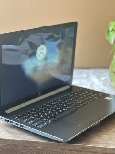 لابتوب HP الرمادي بمعالج i5