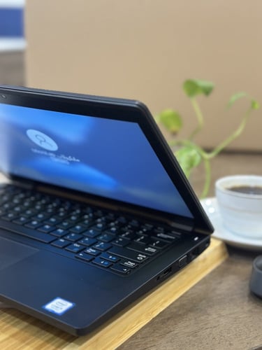 لابتوب DELL لمس بمعالج i5