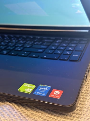 لابتوب DELL بمعالج Core i5 للتصميم والالعاب