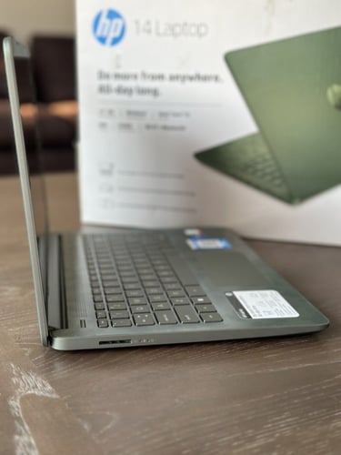 لابتوب HP بكرتونه بمعالج Core i5