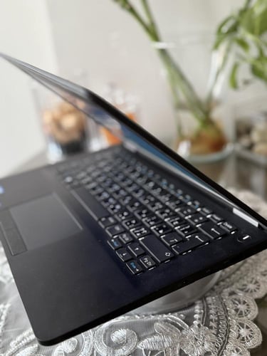 لابتوب DELL أسود i5