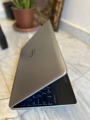 لابتوب DELL فضي i5