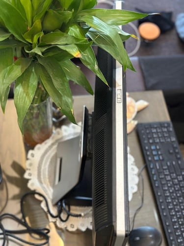 كمبيوتر مكتبي لمس All in one بمعالج i5