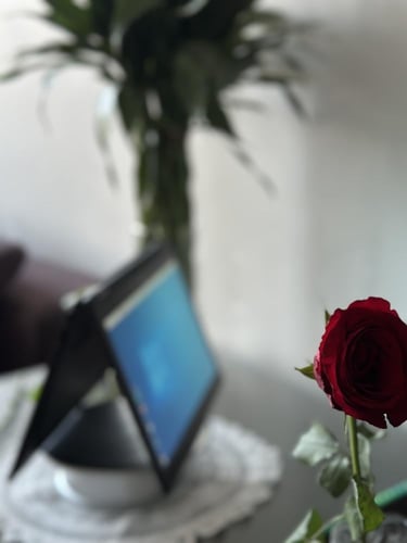 لابتوب DELL لمس 360 درجة