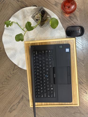 لابتوب DELL بمعالج i7