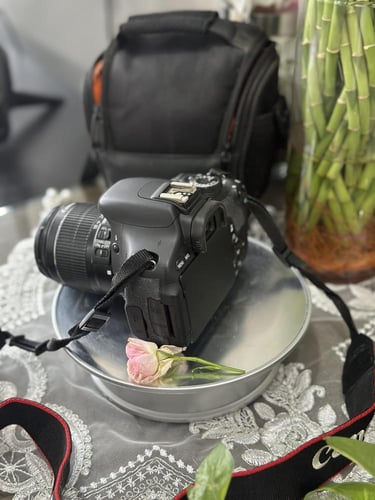 كاميرا كانون EOS 600D