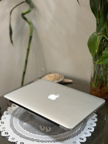 أبل ماك بوك برو 2013 فضي بمعالج i5