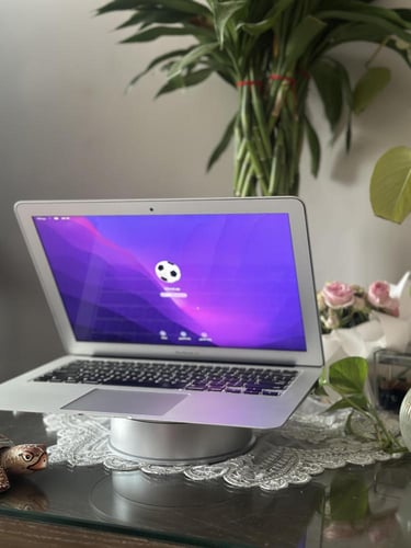 أبل ماك بوك إير 2015 فضي بمعالج i5