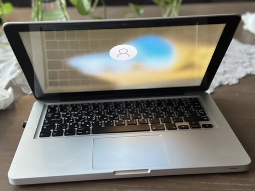 أبل ماك بوك برو