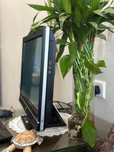 كمبيوتر مكتبي لمس All in one بمعالج i5