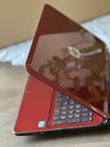 لابتوب HP للألعاب الخفيفة والتصميم بمعالج i5