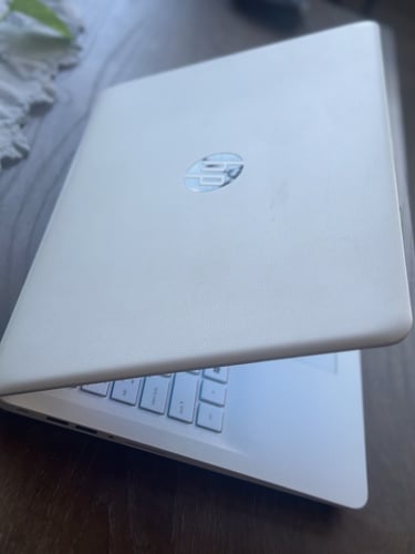 لابتوب HP الثلجي بمعالج Core i5