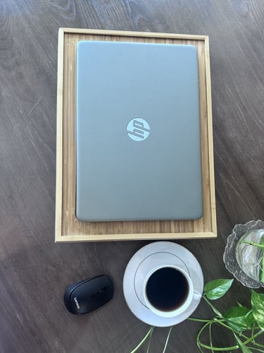 لابتوب HP بكرتونه بمعالج Core i5