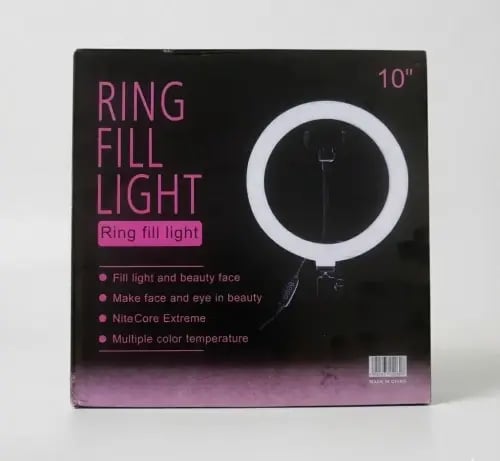 مصباح حلقي LED مقاس 10 بوصات (26 سم)، وتحديداً طرا...