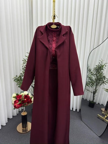 فستان سهرة ملكي مع معطف فاخر – MARQUISE