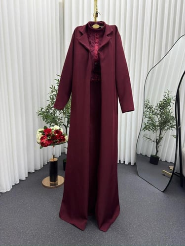 فستان سهرة ملكي مع معطف فاخر – MARQUISE