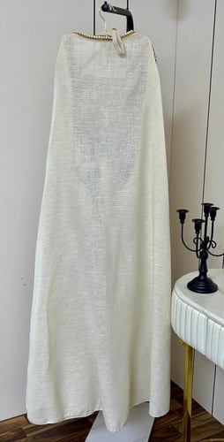 فستان سهرة بتطريز هندي فاخر – تصميم ملكي أنثوي