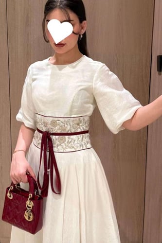 فستان سِحر الكِتان