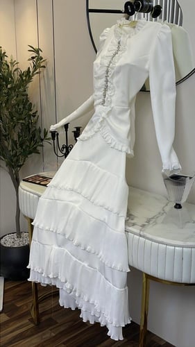 فستان بيانـا الملكي – White Elegance