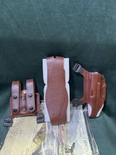 جراب مسدس سق ساور جلد طبيعي