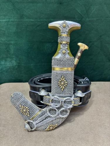 جنبية خنجر فضة وتر شبية الزراف