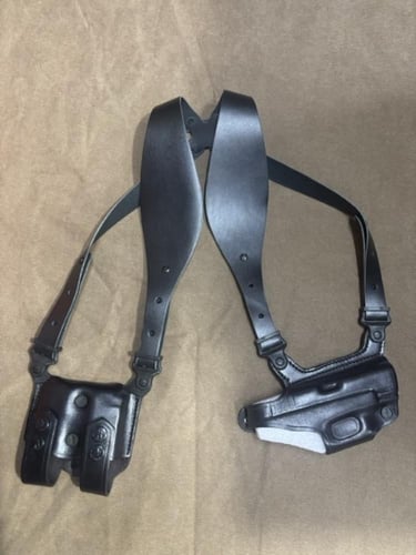 جراب جلد طبيعي جلوك 43