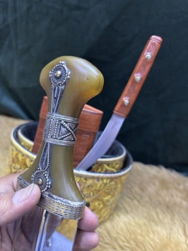 جنبية نجراني وتر شبية الزراف